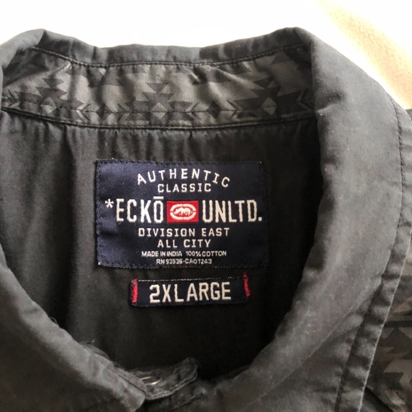 Long sleeve button down - Picture 2 of 3